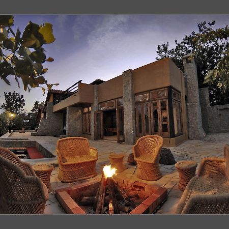 Kanha Earth Lodge Mandlā Εξωτερικό φωτογραφία