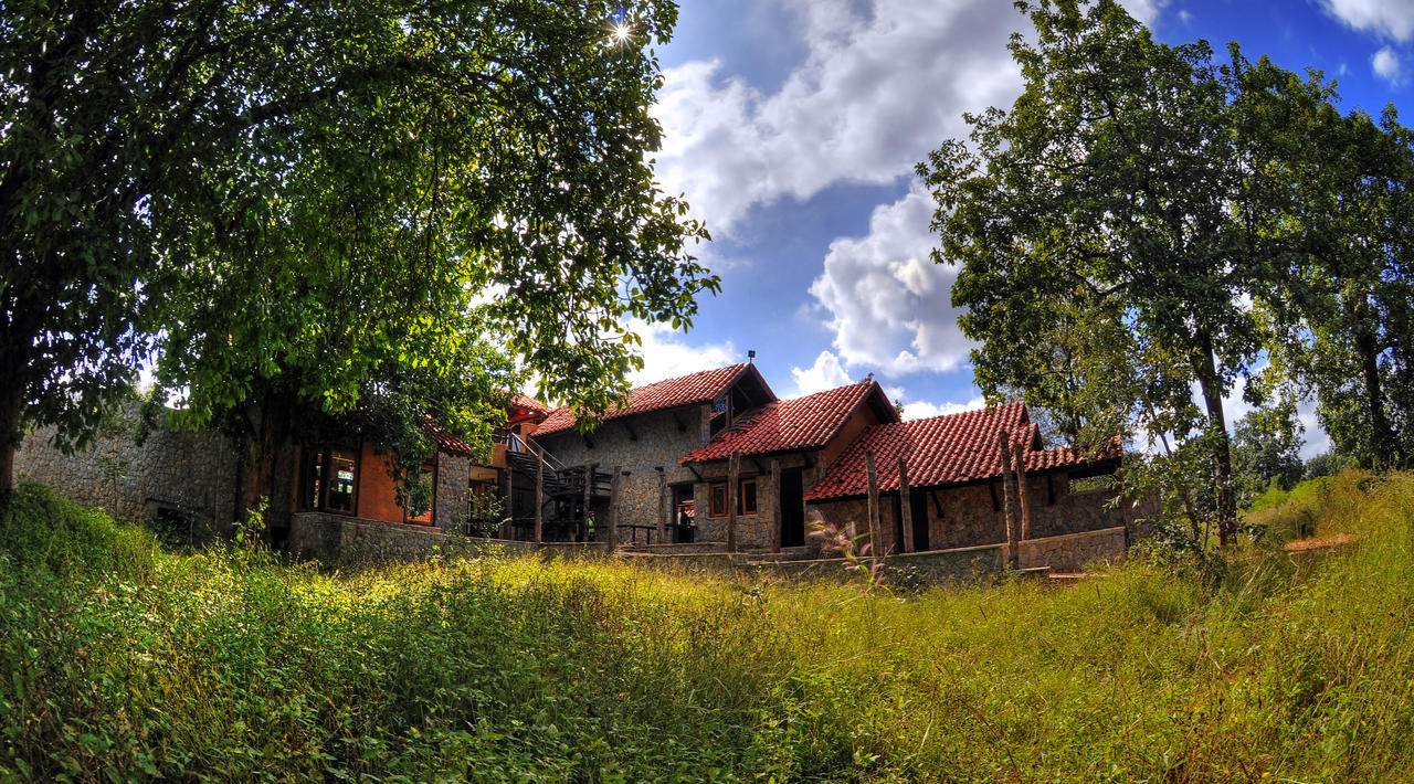 Kanha Earth Lodge Mandlā Εξωτερικό φωτογραφία