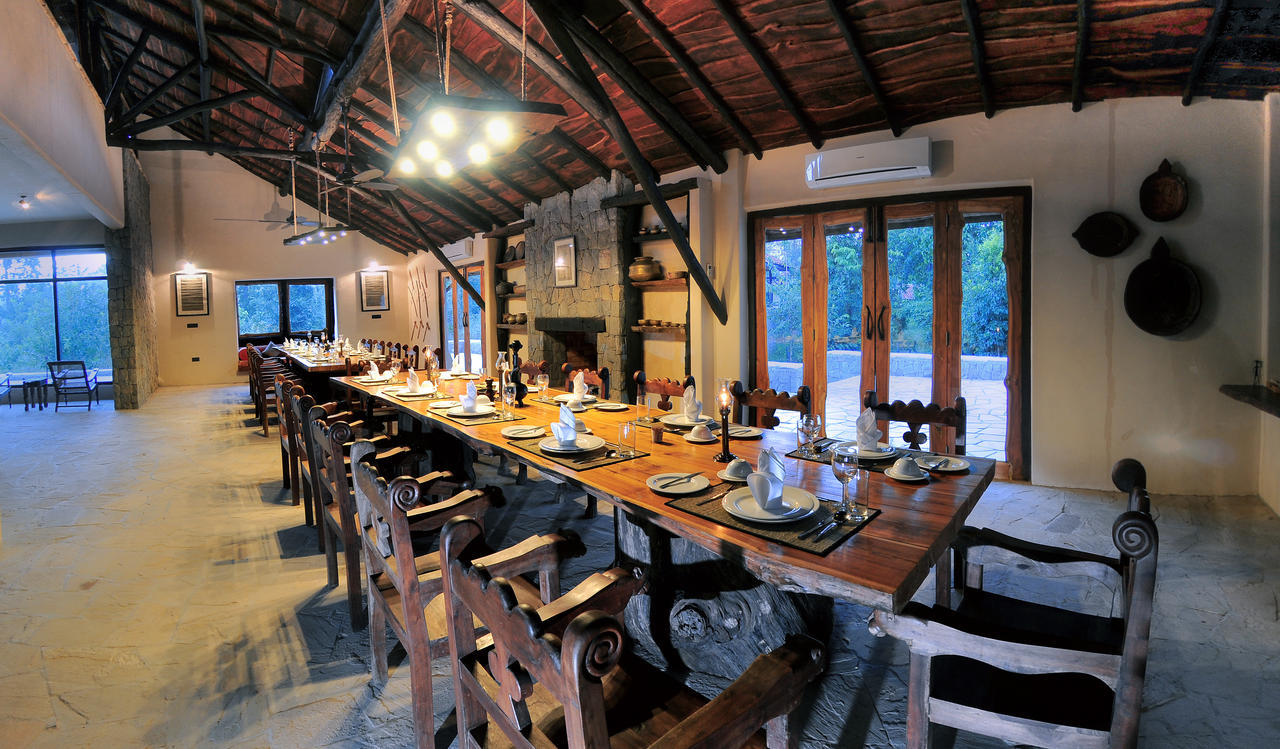 Kanha Earth Lodge Mandlā Εξωτερικό φωτογραφία